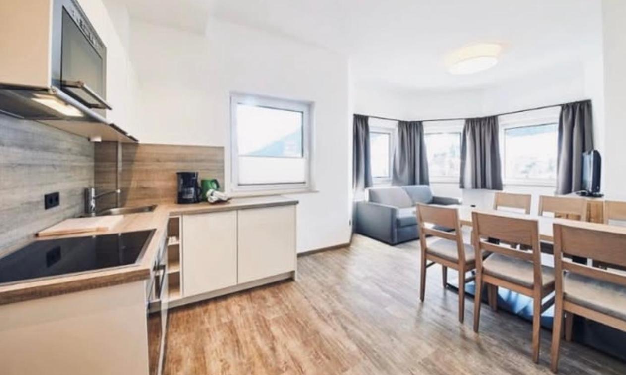 Appartement Conrad Σάαλμπαχ-Χίντεργκλεμ Εξωτερικό φωτογραφία